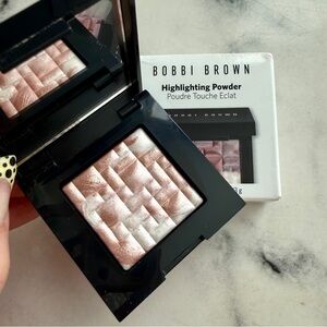 *NIB* Bobbi Brown Highlighter Powder - Pink Glow Mini